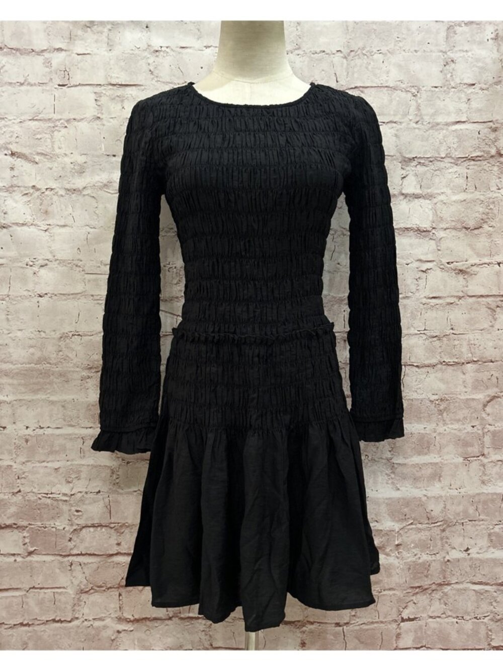 Banana Republic Black Smocked Gathered Mini Dress Long Sleeve Modern Size XS NEW